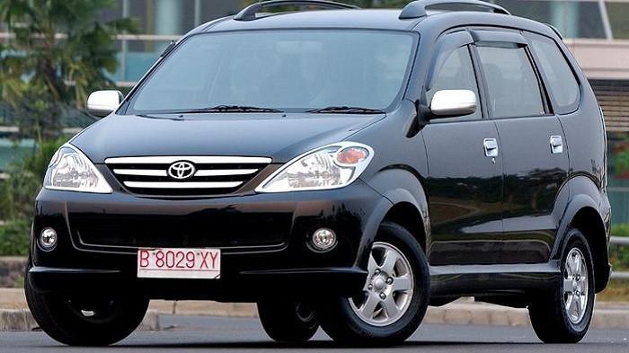 Jadi Incaran Mobil MPV Bekas, Cek Harga Terbaru Toyota Avanza Tahun 2010